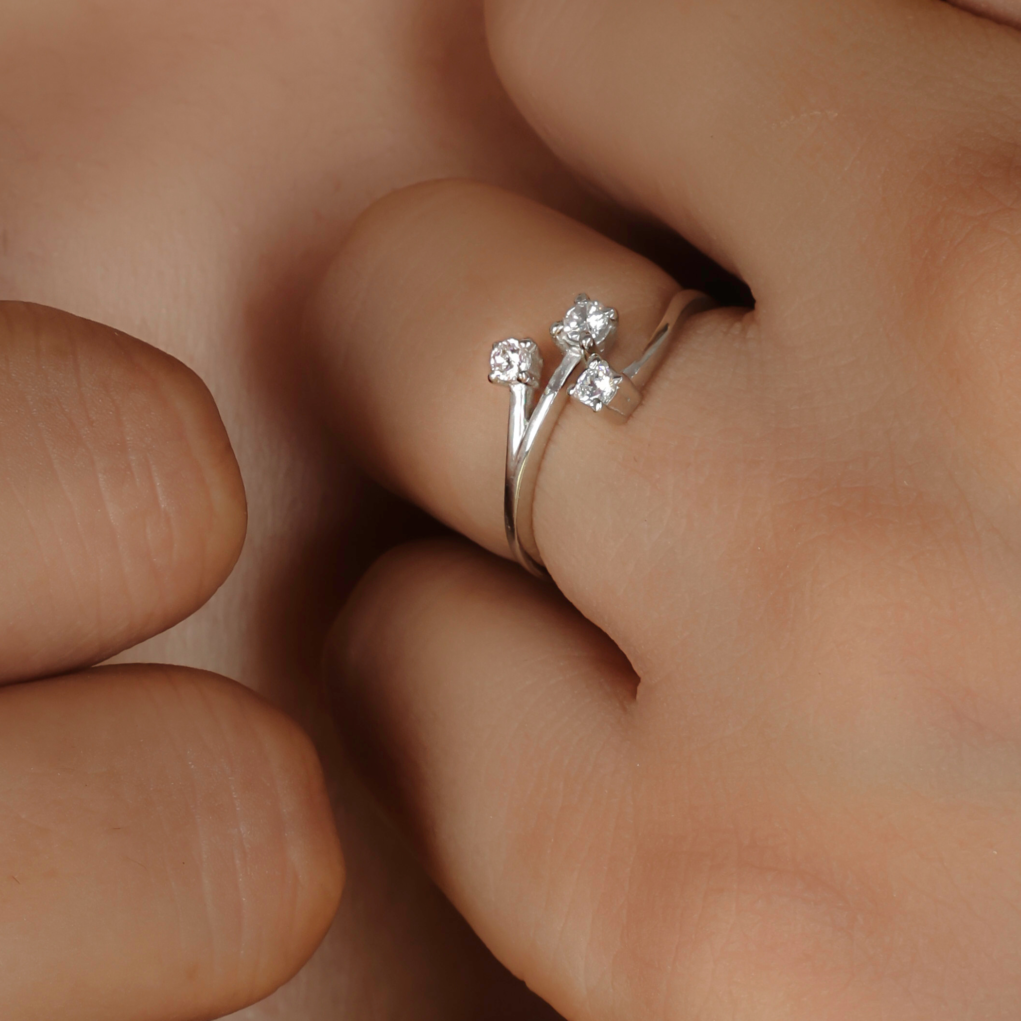 Nature Inspired Leaf Shaped Ring- Hallmarked 925 Sterling Silver sterlyn 925